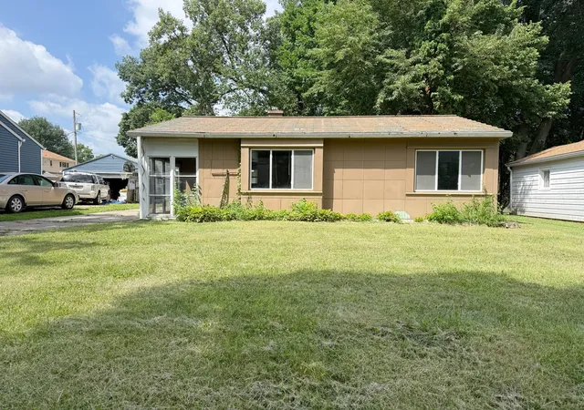 Photo 1 of Single family home for sale at 2113 22 1/2 Ave, Rock Island, IL 61201 | MLS# 12723060 | Listing updated on 2026-10-06