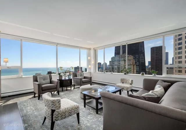 Listing Photo 3 - Condo for sale in building located at 1000 N Lake Shore Plz, Chicago, IL 60611 - Unit #44B