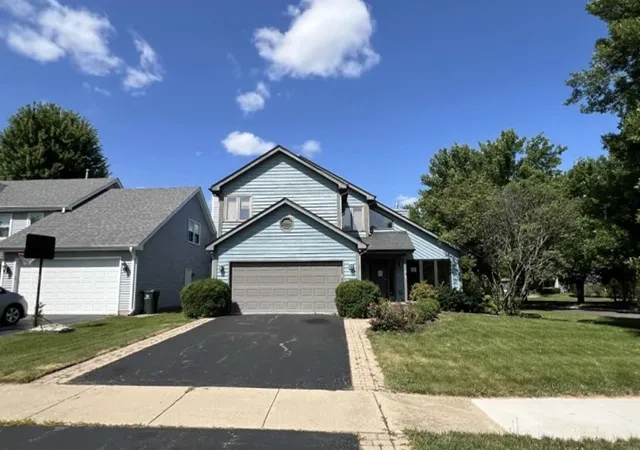 Photo 2 of Sale Pending at 2592 Leach Dr, Naperville, IL 60564 | MLS# 12723125 | Listing updated on 2026-08-25
