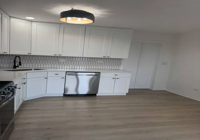 Photo 4 of Condo for sale at 120 S Spruce Ave #407, Wood Dale, IL 60191 | MLS# 12723167 | Listing updated on 2026-08-31