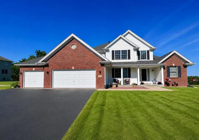 Single family home for sale at 11694 Tar Heel Trl, Rockton, IL 61072 | MLS# 12723170