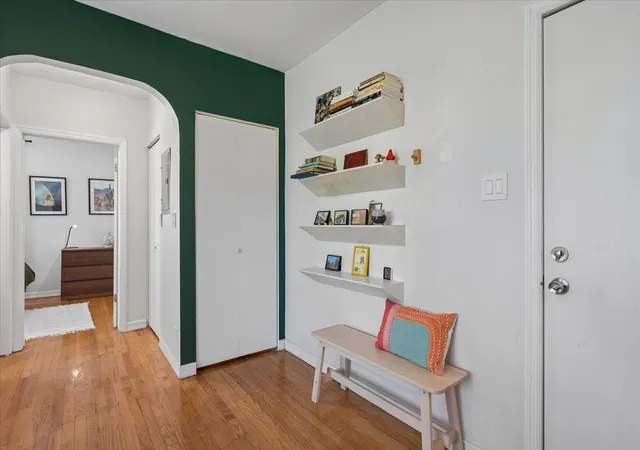 Photo 3 of Townhouse for sale at 1411 W Farwell Ave #M3, Chicago, IL 60626 | MLS# 12723226 | Listing updated on 2026-08-10