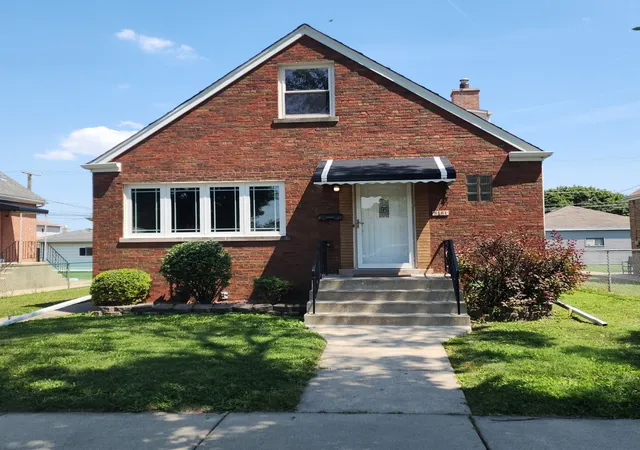 Photo 1 of Single family home for sale at 5151 S Natchez Ave, Chicago, IL 60638 | MLS# 12723243 | Listing updated on 2026-09-03