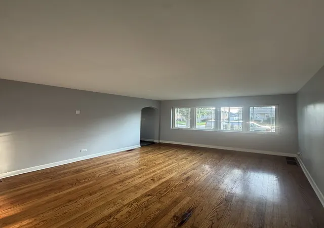 Photo 3 of Single family home for sale at 5151 S Natchez Ave, Chicago, IL 60638 | MLS# 12723243 | Listing updated on 2026-09-03