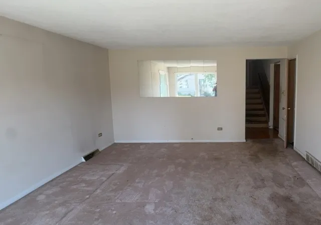Photo 4 of Single family home for sale at 11420 S Hamlin Ave, Chicago, IL 60655 | MLS# 12723245 | Listing updated on 2026-08-10