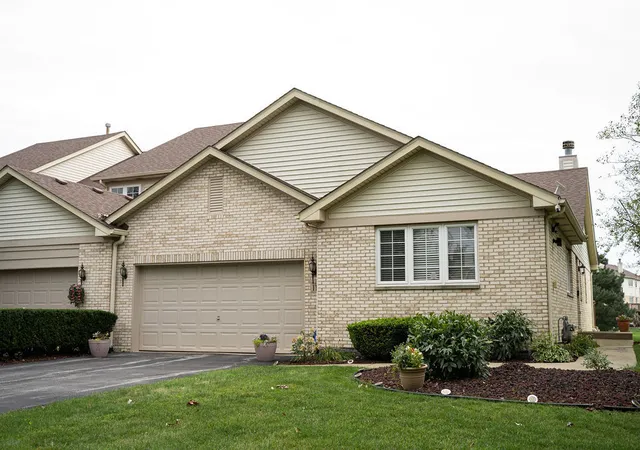 Photo 1 of Townhouse for sale at 116 Iliad Dr, Tinley Park, IL 60477 | MLS# 12723370 | Listing updated on 2026-09-12