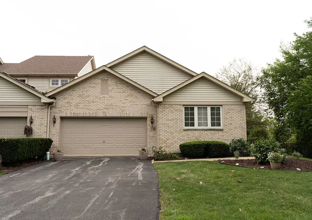Photo 2 of Townhouse for sale at 116 Iliad Dr, Tinley Park, IL 60477 | MLS# 12723370 | Listing updated on 2026-09-12