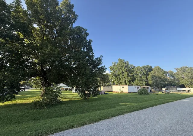 Photo 3 of Sale Pending at 214 S & 212 Hickory St, Desoto, IL 62924 | MLS# 12723394 | Listing updated on 2026-10-23