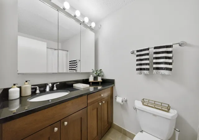 Photo 4 of Condo for sale at 10 E Ontario St #2111, Chicago, IL 60611 | MLS# 12723406 | Listing updated on 2026-10-20