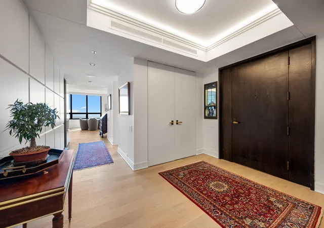 3rd image of 180 E Pearson St #6907, Chicago, IL 60611 | MLS# 12723436