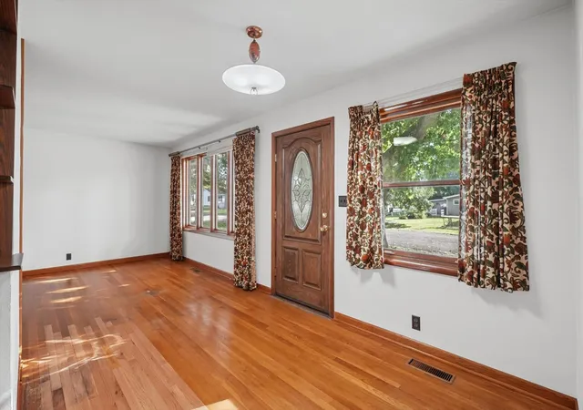 Photo 4 of Single family home for sale at 217 Cedar St, Gibson City, IL 60936 | MLS# 12723455 | Listing updated on 2026-09-28