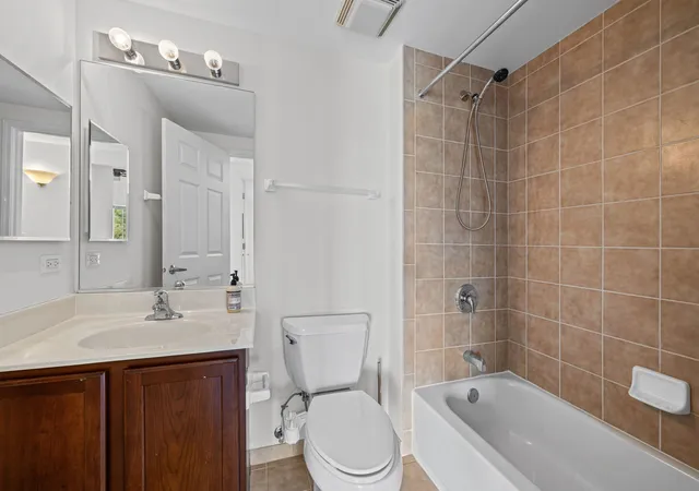 Photo 25 of Condo for sale at 405 S Creekside Dr #404, Palatine, IL 60074 | MLS# 12723463 | Listing updated on 2026-08-10