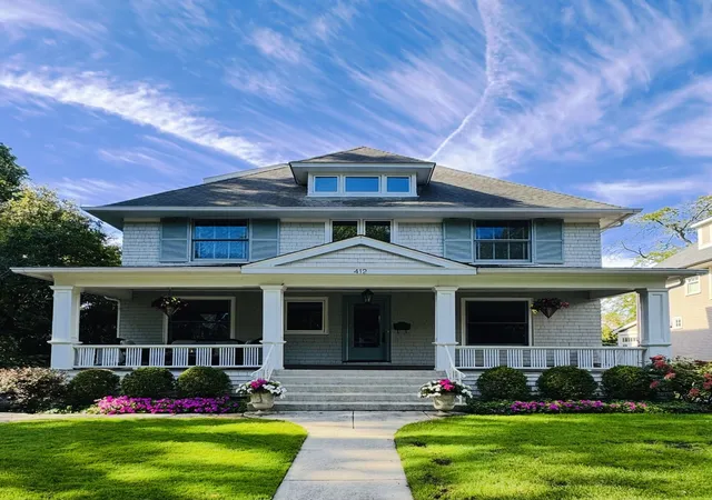 Photo 1 of Single family home for sale at 412 Cumnor Rd, Kenilworth, IL 60043 | MLS# 12723542 | Listing updated on 2026-09-28
