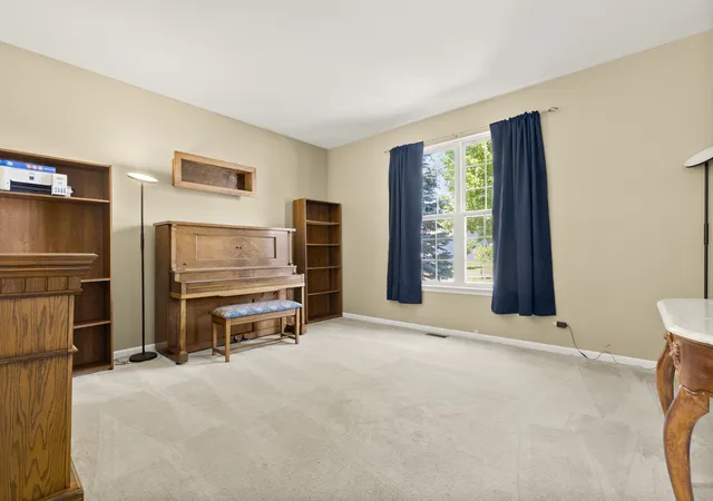 Photo 3 of Sale Pending at 5474 Waters Bnd Dr, Belvidere, IL 61008 | MLS# 12723579 | Listing updated on 2026-08-15