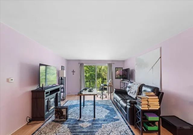 Photo 3 of Condo for sale at 1240 Park Ave #331, Highland Park, IL 60035 | MLS# 12723585 | Listing updated on 2026-10-02