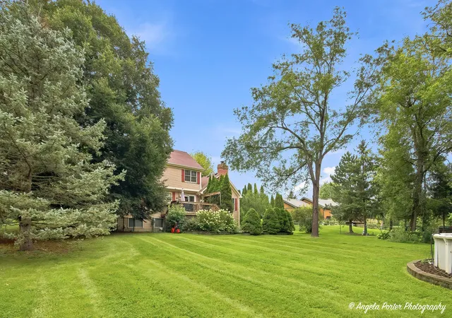 Photo 3 of Sale Pending at 1813 Lakeview St, Johnsburg, IL 60051 | MLS# 12723589 | Listing updated on 2026-09-13