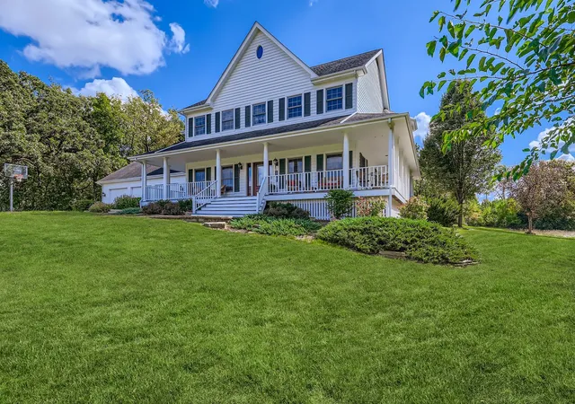 Photo 1 of Single family home for sale at 13n441 Coombs Rd, Elgin, IL 60124 | MLS# 12723601 | Listing updated on 2026-08-11