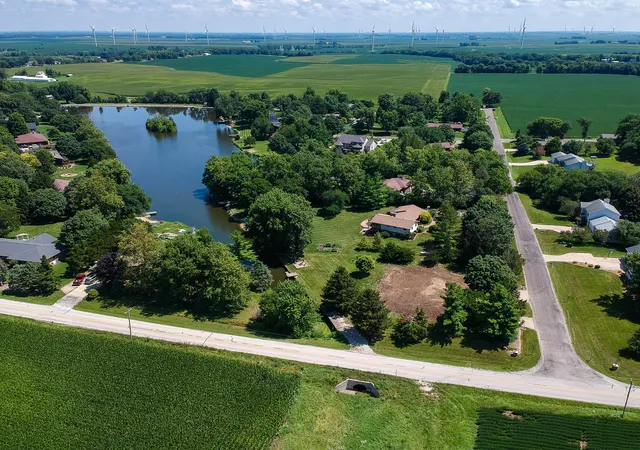 3rd image of 8264 Sunset Rd, Carlock, IL 61725 | MLS# 12723617