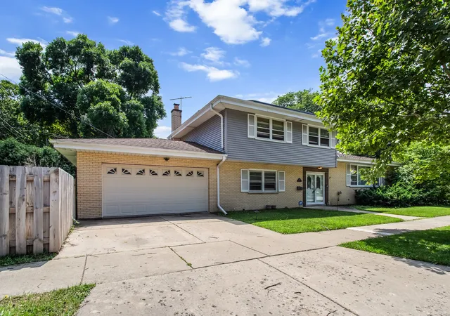 Photo 25 of Single family home for sale at 1525 Elm St, Park Ridge, IL 60068 | MLS# 12723621 | Listing updated on 2026-08-30