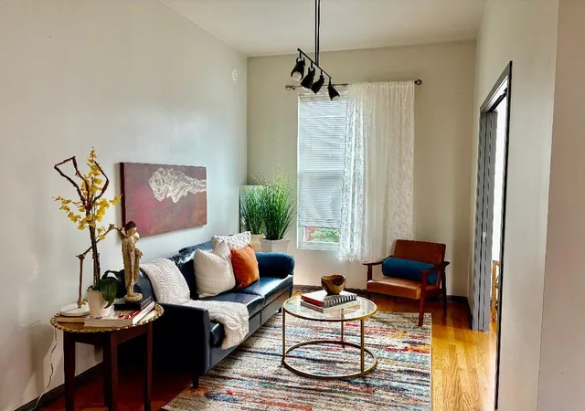 Photo 4 of Condo for sale at 2215 N Campbell Ave #3F, Chicago, IL 60647 | MLS# 12723649 | Listing updated on 2026-09-12