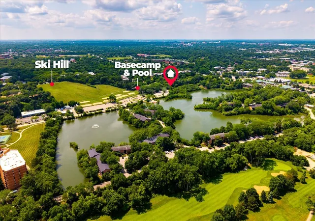 Listing Photo 5 - Condo for sale in building located at 5603 Lakeside Dr, Lisle, IL 60532 - Unit #3C