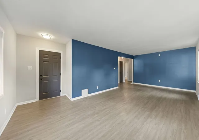 Photo 3 of Single family home for sale at 708 N Cedar Rd, New Lenox, IL 60451 | MLS# 12723660 | Listing updated on 2026-08-10