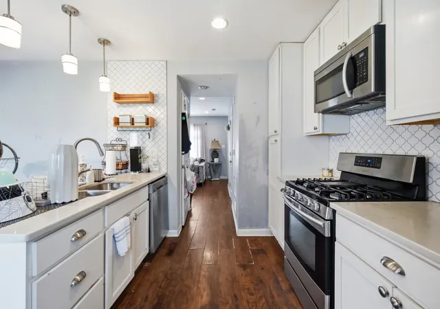 Photo 3 of Townhouse for sale at 1150 N Boxwood Dr #A, Mount Prospect, IL 60056 | MLS# 12723676 | Listing updated on 2026-08-11