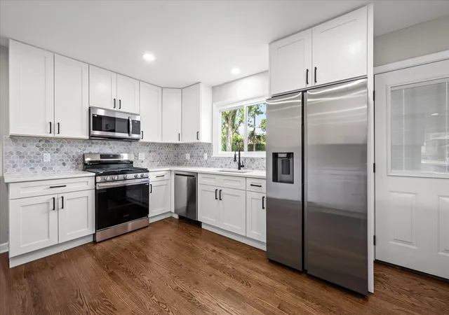 Photo 4 of Sale Pending at (Undisclosed), Des Plaines, IL 60016 | MLS# 12723694 | Listing updated on 2026-09-23
