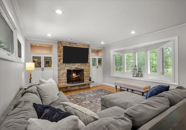 Photo 4 of Single family home for sale at S758 Grant St, Winfield, IL 60190 | MLS# 12723715 | Listing updated on 2026-08-17