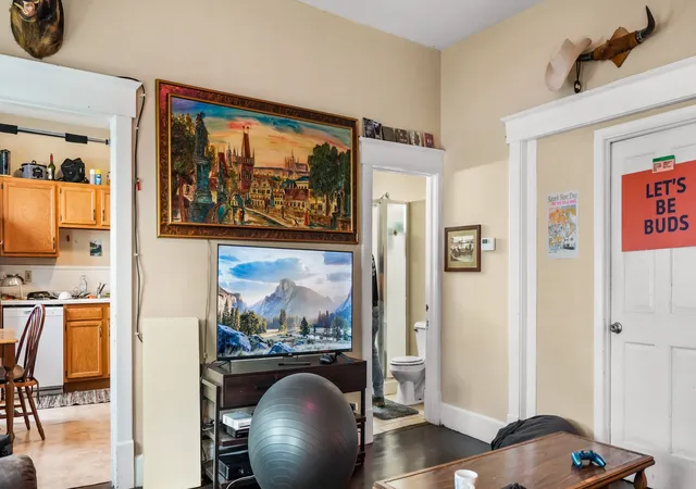 Listing Photo 5 - Condo for sale in building located at 709 W California Ave, Urbana, IL 61801