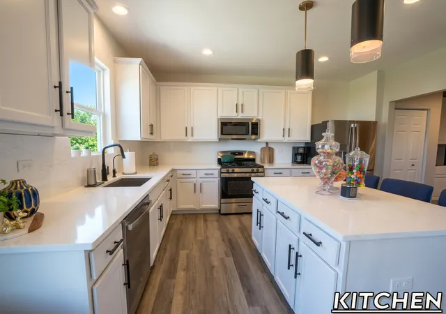 Photo 4 of Single family home for sale at 1022 Pauline Pl, Plano, IL 60545 | MLS# 12723809 | Listing updated on 2026-09-30