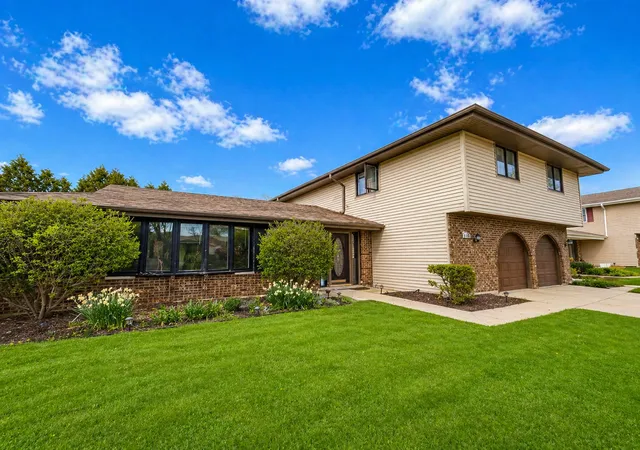 15th image of 1106 Westfield Ln, Schaumburg, IL 60193 | MLS# 12723848