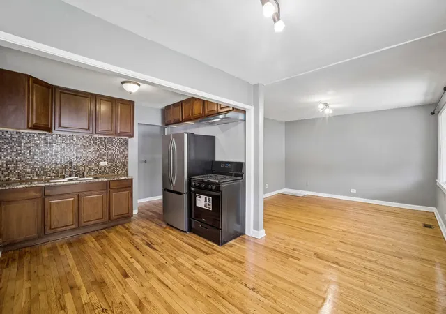 Photo 4 of Single family home for sale at 4702 River Rd, Schiller Park, IL 60176 | MLS# 12723855 | Listing updated on 2026-09-17