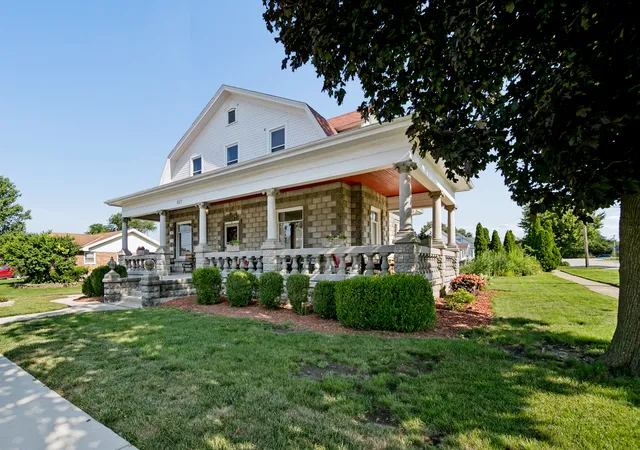 Photo 1 of Single family home for sale at 617 Penfield St, Beecher, IL 60401 | MLS# 12723938 | Listing updated on 2026-10-05