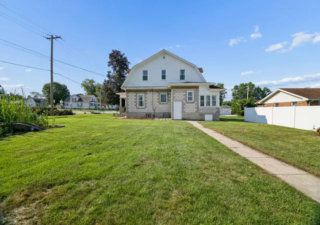 Single family home for sale at 617 Penfield St, Beecher, IL 60401 | MLS# 12723938 | Listing updated on 2026-10-05