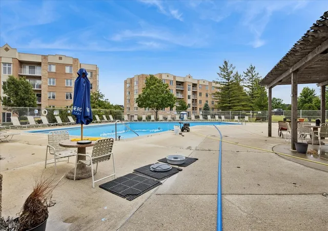 Photo 20 of Condo for sale at 2211 S Stewart Ave #6D, Lombard, IL 60148 | MLS# 12724008 | Listing updated on 2026-08-10