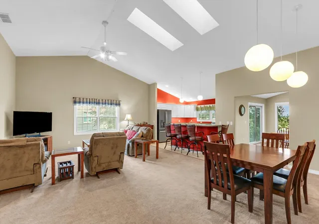 2nd image of 1614 Windward Pt, Champaign, IL 61821