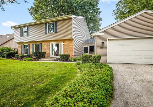 Photo 1 of Single family home for sale at 3342 Montlake Dr, Rockford, IL 61114 | MLS# 12724015 | Listing updated on 2026-10-07