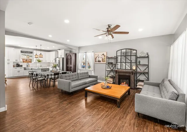 Photo 3 of Single family home for sale at 7735 W 65th Place, Bedford Park, IL 60501 | MLS# 12724023 | Listing updated on 2026-10-02