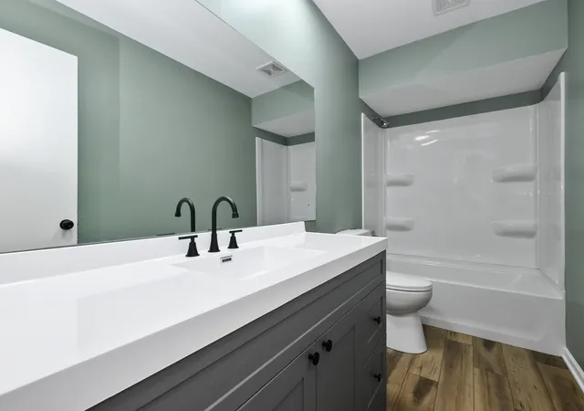 Photo 4 of Townhouse for sale at 15408 Aubrieta Ct, Orland Park, IL 60462 | MLS# 12724046 | Listing updated on 2026-10-14