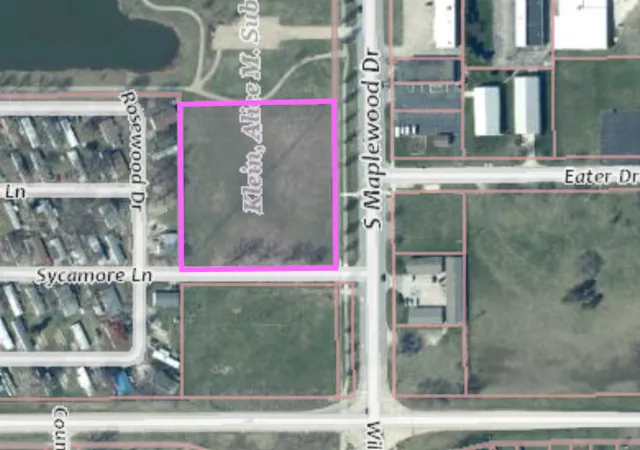 Photo 3 of Sale Pending at 520 S Maplewood Dr, Rantoul, IL 61866 | MLS# 12724074 | Listing updated on 2026-09-30