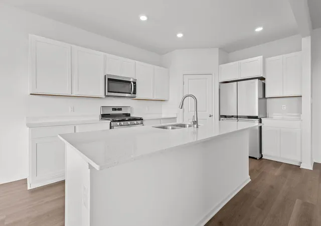 Photo 3 of Single family home for sale at 290 Snowdrop Ln, Elgin, IL 60124 | MLS# 12724078 | Listing updated on 2026-09-16