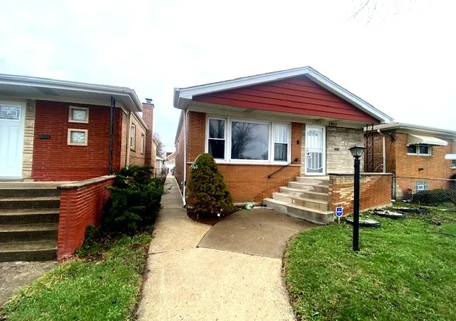 Photo 1 of Single family home for sale at 7955 S Wentworth Ave, Chicago, IL 60620 | MLS# 12724080 | Listing updated on 2026-08-25