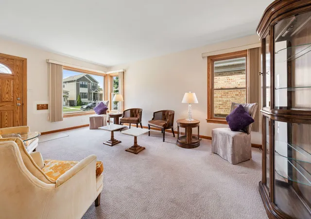 Photo 2 of Single family home for sale at 5335 N Natchez Ave, Chicago, IL 60656 | MLS# 12724113 | Listing updated on 2026-09-16