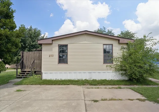 Photo 1 of Manufactured home for sale at 273 Duke Dr, Lynwood, IL 60411 | MLS# 12724152 | Listing updated on 2026-09-21