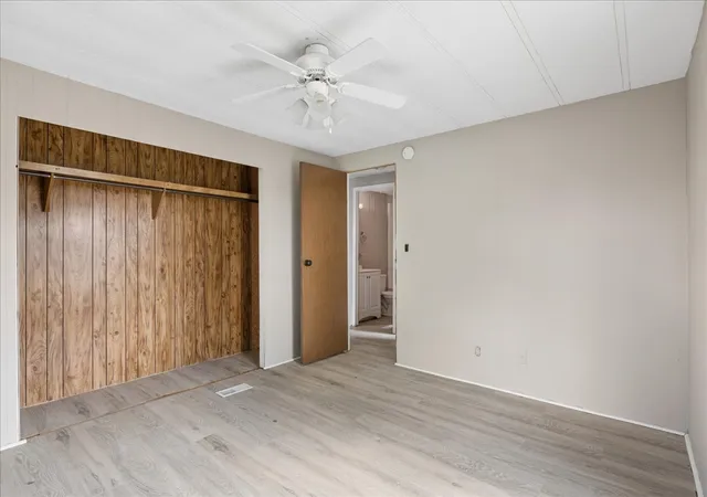 Photo 3 of Manufactured home for sale at 273 Duke Dr, Lynwood, IL 60411 | MLS# 12724152 | Listing updated on 2026-09-21