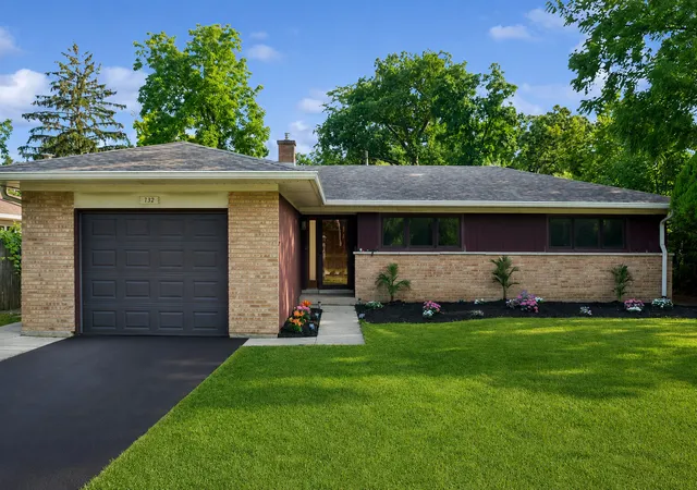 Photo 1 of Single family home for sale at 732 Hill St, Highland Park, IL 60035 | MLS# 12724223 | Listing updated on 2026-09-01