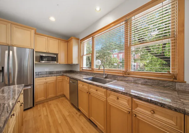 Photo 4 of Sale Pending at 860 N Elston Ave #2, Chicago, IL 60642 | MLS# 12724266 | Listing updated on 2026-10-01