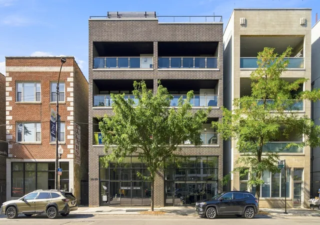 Photo 1 of Condo for sale at 2210 W Chicago Ave #2E, Chicago, IL 60622 | MLS# 12724274 | Listing updated on 2026-09-28