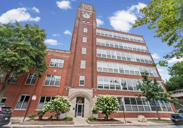 Photo 1 of Sale Pending at 1801 W Larchmont Ave #103, Chicago, IL 60613 | MLS# 12724303 | Listing updated on 2026-08-29
